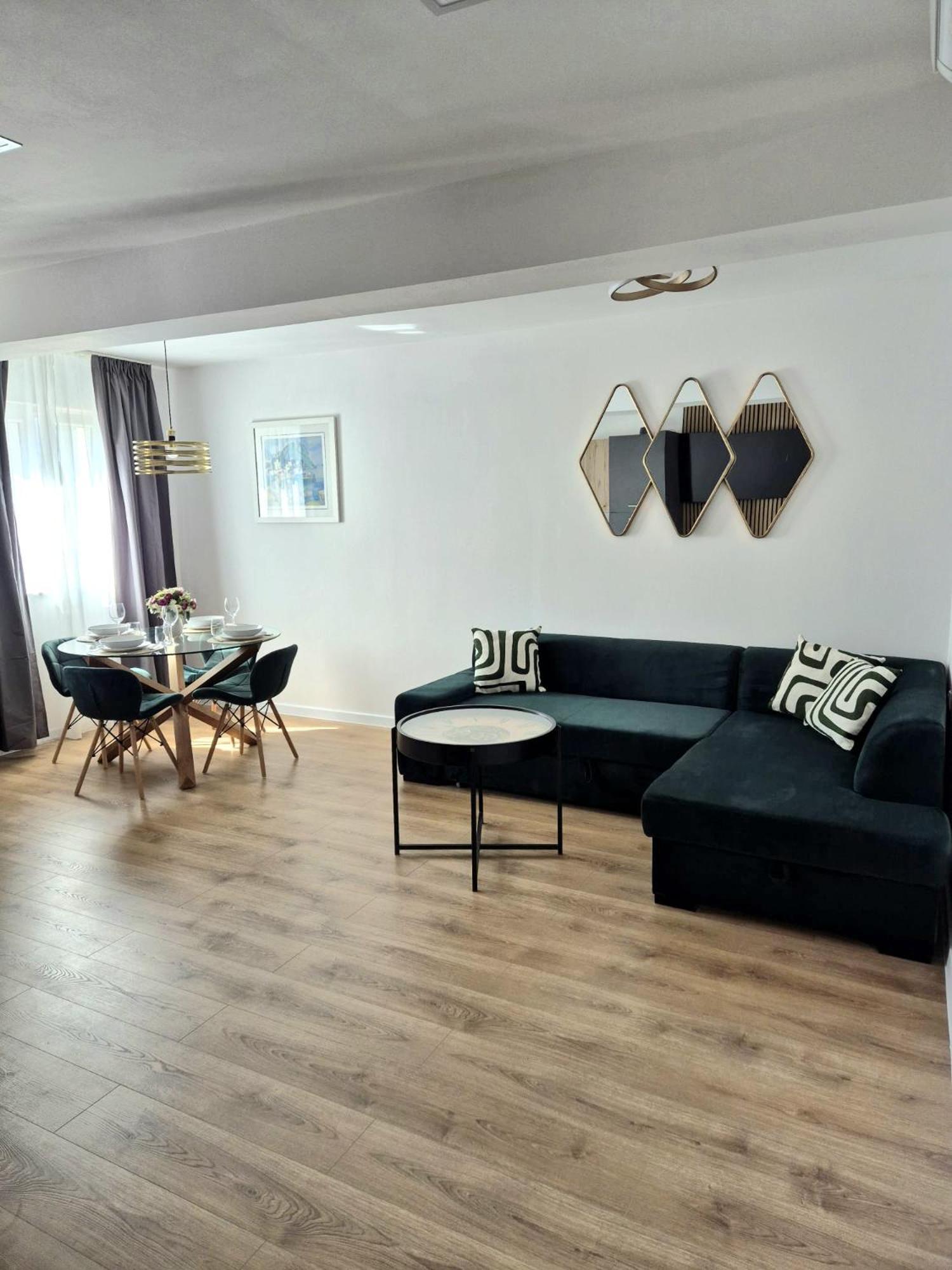 M&m-sea View & Private Parking Apartma